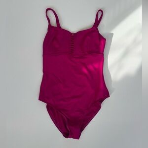 Dnud swim one piece